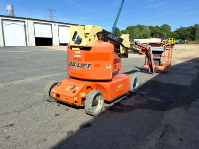 USED 2013 JLG E400AJPN