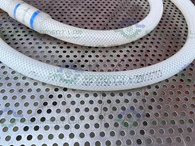 USED SAINT GOBAIN SBP 0750 PURE FIT 96" HOSE W/ 3/4" TO 1 1/2" SANITARY FITTING 90PSI