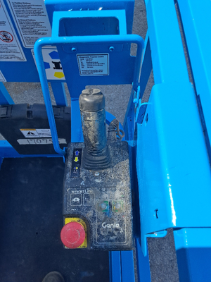 USED 2017 Genie GS-1930