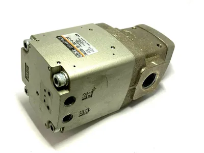 USED SMC HIGH PRESSURE COOLANT VALVE N.C 24V DC RATED