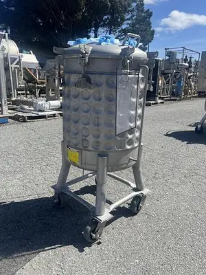 Tank, 25 Gallon (100 Liters), Stainless Steel, Jacketed, 50 PSI Internal #S745433
