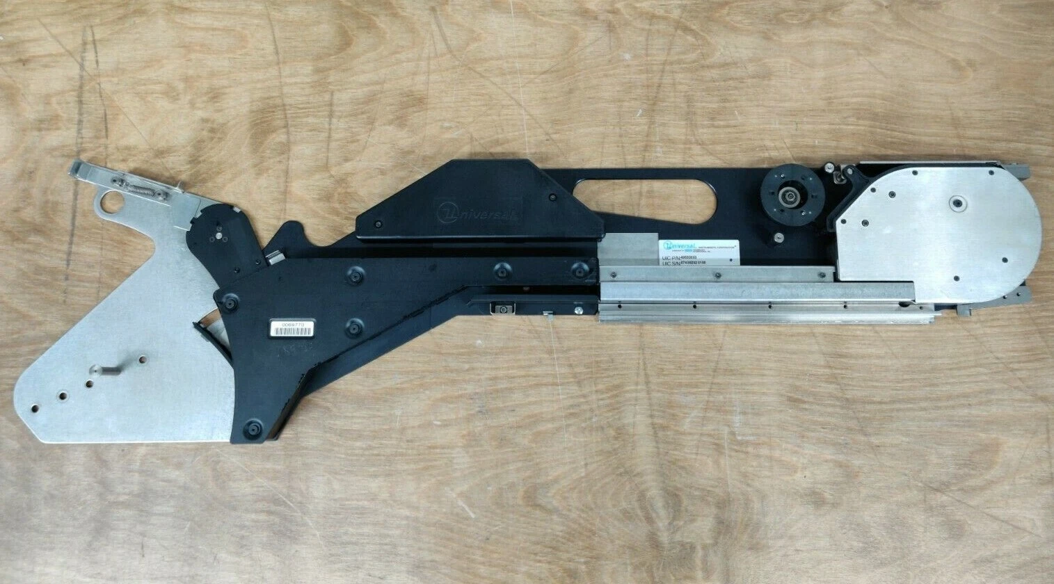 Used Universal Instruments 49680603 PCB Component Feeders Michigan US | 4Tech USA #1540601