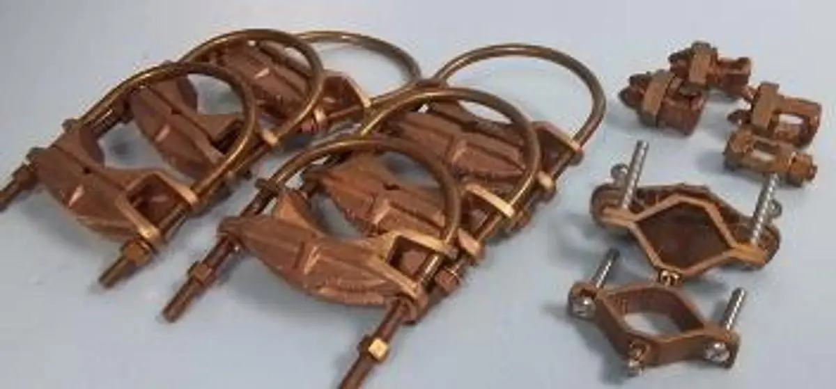 QTY. 1. LOT BRASS ELECTRICAL ITEMS CONSISTING OF: ...
