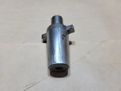 USED UNIVERSAL ENGINEERING 80342