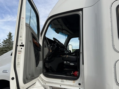 Used 2021 KENWORTH T880 TRUCK TRACTOR Conventional trucks Michigan US | Miedema Asset Management Group #1709412