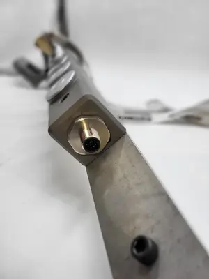 USED FORTRESS INTERLOCKS FORTRESS PART: THHRXGNGNGNGNSMELEBQM ITEM: 00598444 INTERLOCK FEATURES A HINGED ACTUATOR