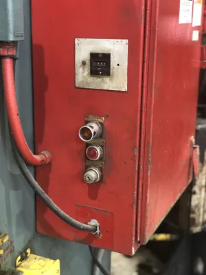 USED 1980 DENISON DENISON FN 5 30H C-592E S0.99270-C PRESS