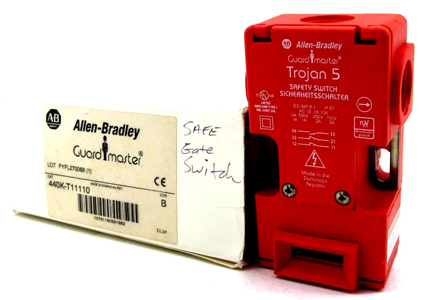 NEW ALLEN BRADLEY 440K-T11110 SAFETY SWITCH SERIES B 440KT11110