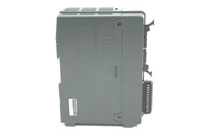 NEW KEYENCE CV-2100P DIGITAL IMAGE CONTROLLER CV2100P