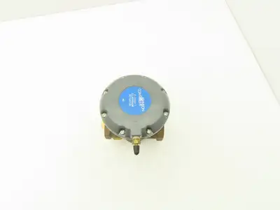 Johnson Controls Brass Valve 1" NPT  9-13PSIG w/V-3000-1 Diaphragm Actuator