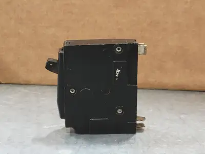 USED SQUARE D QO115