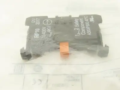 Schmersal RF10 Contact Terminal Block Pushbutton Switch 101190086 Lot of 10
