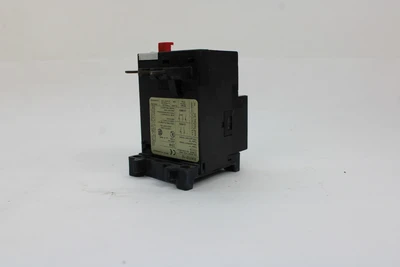 USED SIEMENS 3UA7021-1E