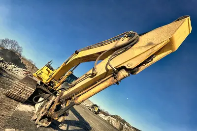 Used 2014 KOMATSU PC490LC-10 Excavators Pennsylvania US | Proxy Equipment #1383045