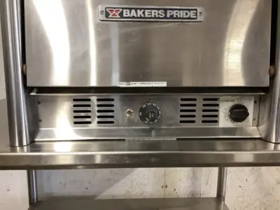USED Bakers Pride MOS2E