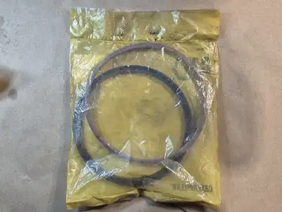 NEW 2022 CAT 1R-1060