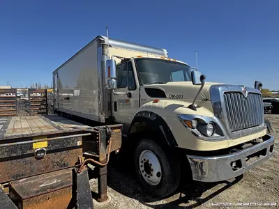 Used DITCH DITCH WITCH FM25 Box trucks Florida US | HDD Broker #1346815