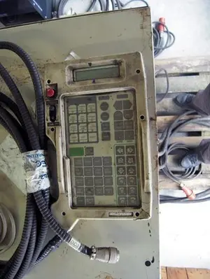 USED OTC WELDING ROBOT 350 TB