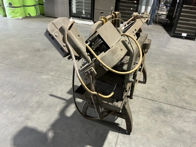 Used WELLS 1000 HEAVY-DUTY, INDUSTRIAL HORIZONTAL METAL-CUTTING BAND SAW Horizontal Band Saws Michigan US | Miedema Asset Management Group #1761515