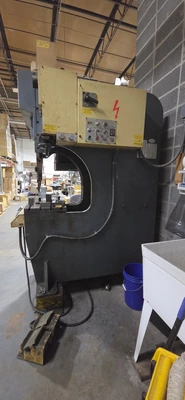 1986 AMADA SPH-30C Punches-Single | Asset Exchange Corporation (3)