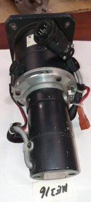 NEW Yaskawa Electric / Minertia Motor R08M-UV31