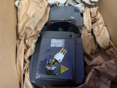 USED SIEMENS 1FK70832AH711CH2