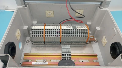 USED Stahlin ELECTRICAL ON/OFF SWITCH ENCLOSURE