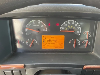 Used 2011 VOLVO VHD Dump trucks California US | Big Truck & Equipment #1412190