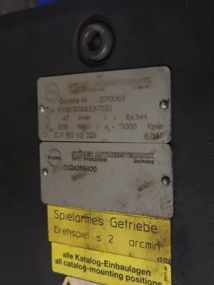 USED 2011 CLOOS QRC350E