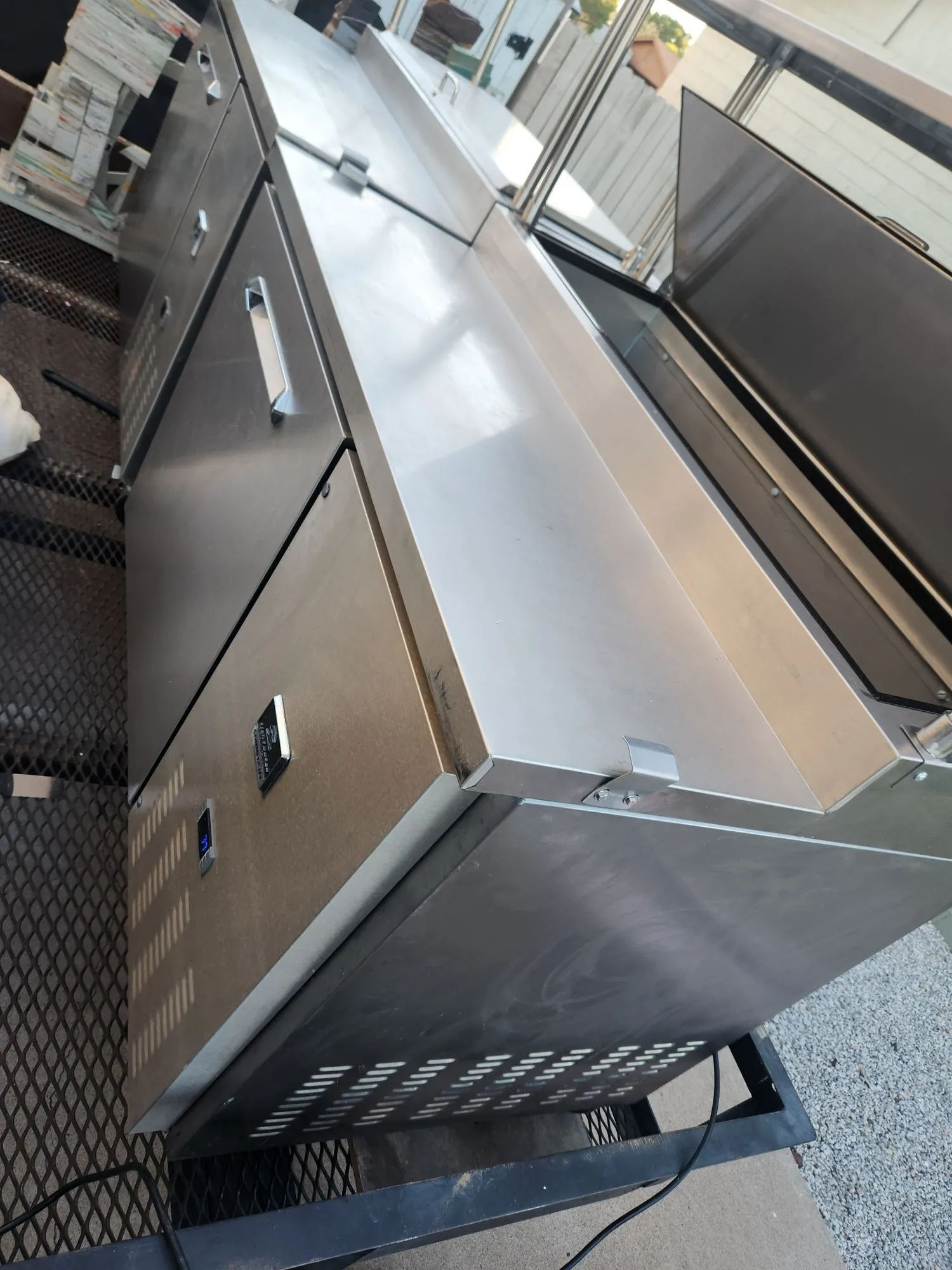 USED 2018 KELVINATOR KCHPT50.6