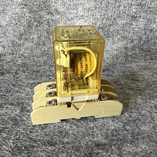Used IDEC RR3-PAU Relays & Switches California US | Davliegogo LLC #1725417