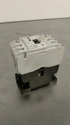 EATON D15CR40 Ser. B1 40E Multipole Relay 4E-12