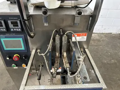 Vertical Form Fill Sachet Machine with Auger Filler