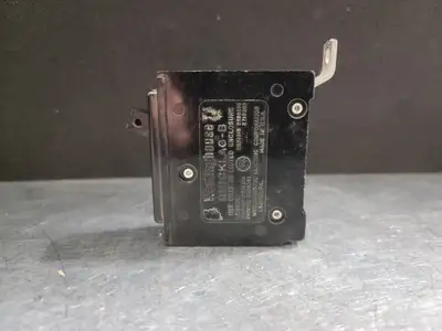 15 Amp, 1 Pole, 120/240 volts Circuit Breaker