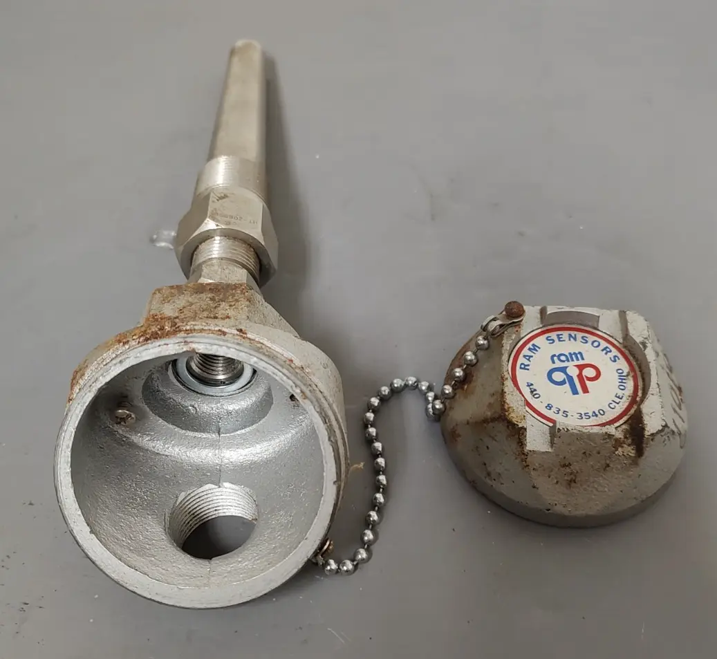 NEW RAM Sensors Cast Head, Thermocouple & Thermowell