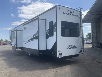 Used 2021 MILESTONE 377MB Campers, Caravans, Motorhomes Michigan US | Miedema Asset Management Group #1335040