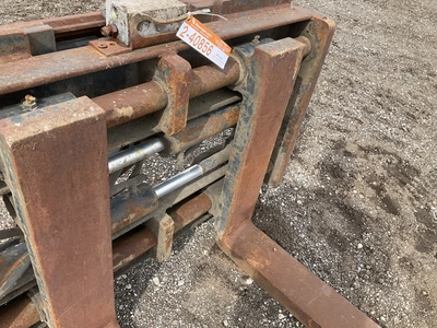 Used _UNKNOWN_ _UNKNOWN_ Pallet Positioners Michigan US | Miedema Asset Management Group #1437671