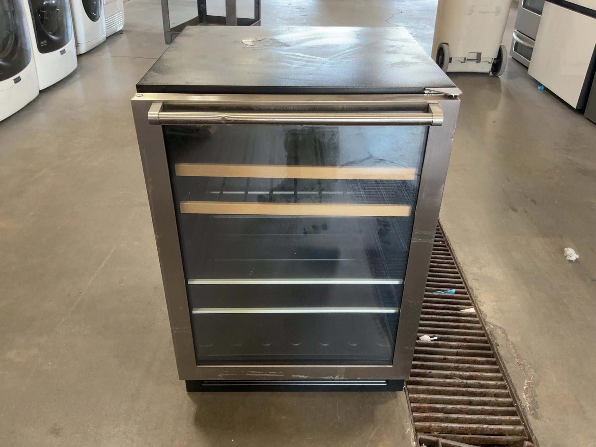 Used VINOTEMP EL-24THWB Bottle Coolers Michigan US | Miedema Asset Management Group #1761165