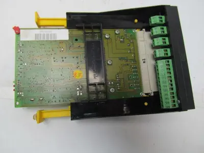Murrelektronik 63048 Eurocard holder 24-7-pole screw terminal w/0020201563 board