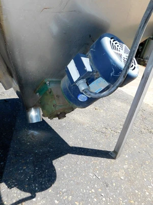 USED AIM HOPPER CONVEYOR HOPPER