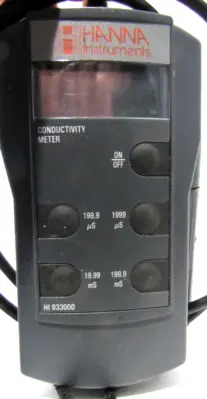 USED HANNA INSTRUMENTS HI 933000 CONDUCTIVITY METER