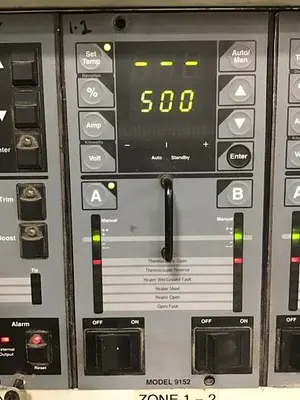 USED HUSKY 9152