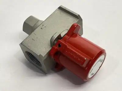 Used SMC Lock Out Relief Valve 3-Port 1" NPT Pump & Valve Parts Michigan US | Maverick Industrial Sales #1401823