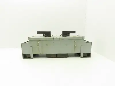 Siemens V7E3633R Vacu-Break Switch Disconnect Dual Twin 600V 100A 3Ph Fusible