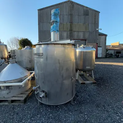 1,000L S/S Electrically Heated Jacketed Scraped Anchor Mixer
