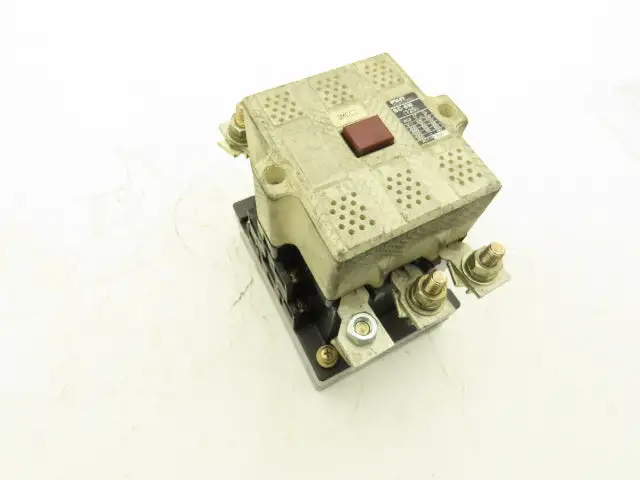 Fuji Electric SC-6N Motor Starter Contactor 60kW 660V 3Ph 150A Coil 110V AC/DC