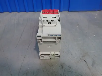 NEW ALLENBRADLEY 700SCF620EJC