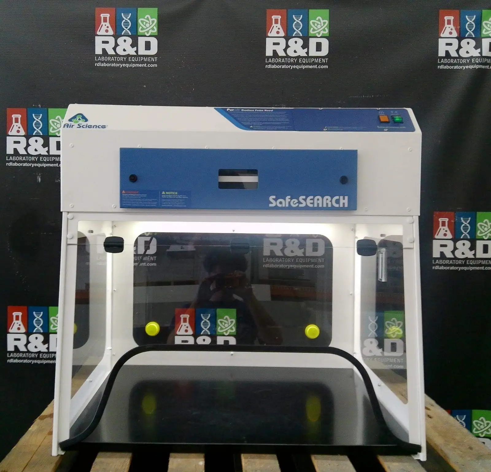 Used _UNKNOWN_ _UNKNOWN_ Ductless Fume Hoods California US | R&D Laboratory Equipment #1355487