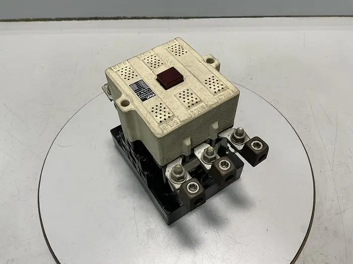 Used FUJI ELECTRIC SC-7N/UL 1NC4F0 PLC Contactors Michigan US | Ideal Machinery #693374
