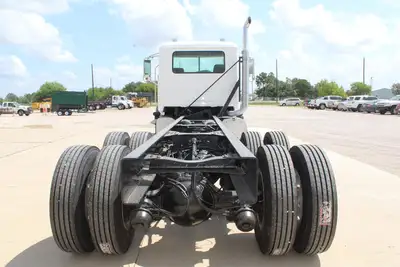 Used 2017 MACK GRANITE GU713 Cab Chassis trucks Texas US | Roll Off Truck World #1491842